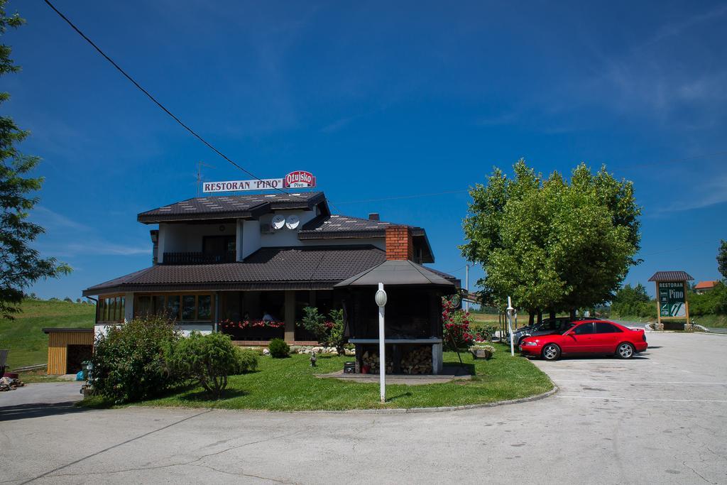 Restaurant Rooms Pino Slunj Ngoại thất bức ảnh