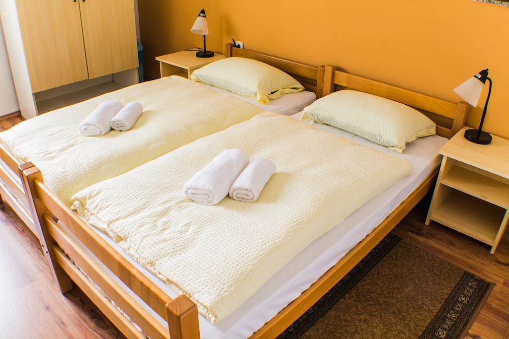 Restaurant Rooms Pino Slunj Phòng bức ảnh