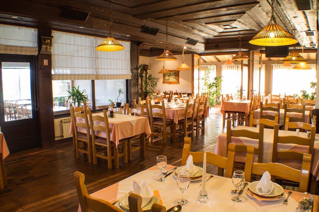 Restaurant Rooms Pino Slunj Ngoại thất bức ảnh